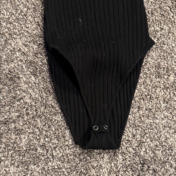Forever 21 Black Criss-Cross Bodysuit - Small - Picture 5 of 7